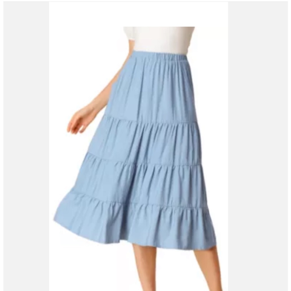 Cutest tiered midi skirt in 2 colors!